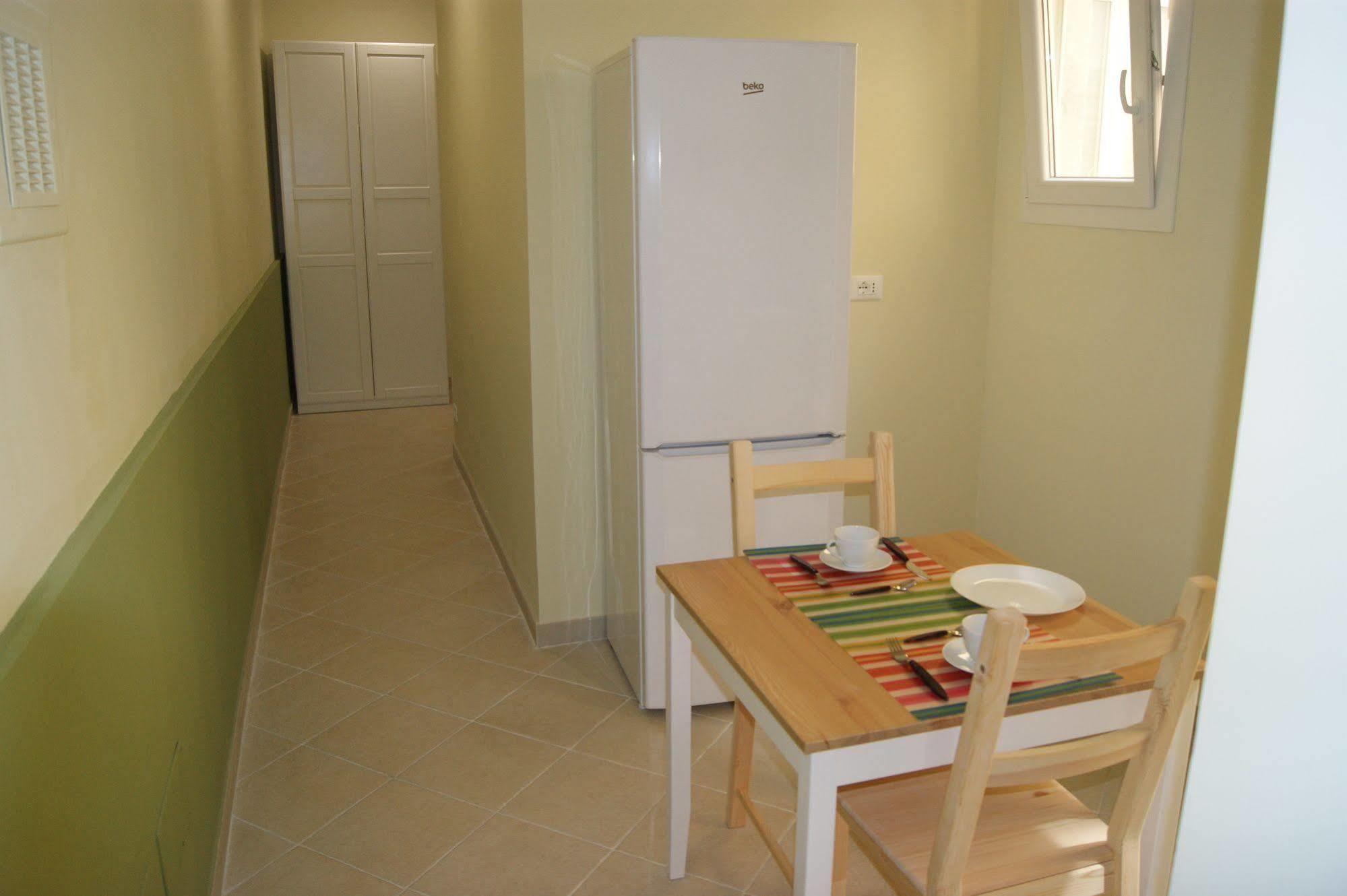 Guest House Golfo Xifonio 奥古斯塔 外观 照片